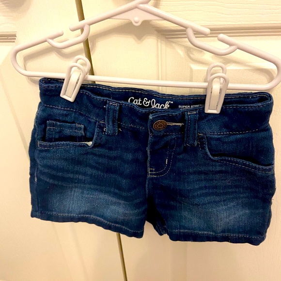 Cat & Jack Other - 🚺💜 Super stretch Blue jean Shorts (XS)